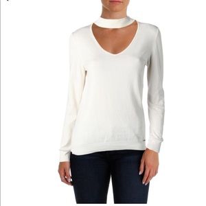 Pink Sweater V-neckline with attached choker